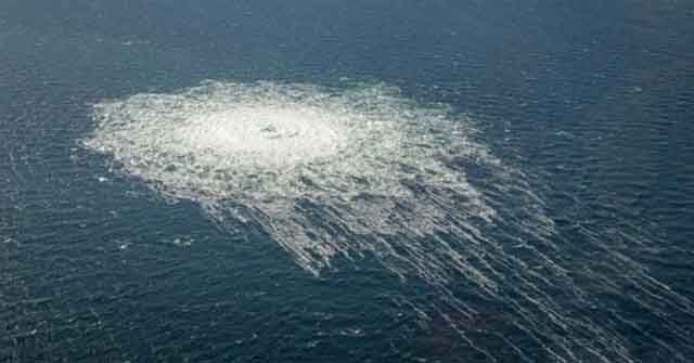 গ্যাস লাইনে ফুটো-সাগরে