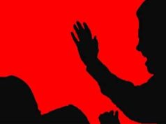 পারিবারিক সহিংসতা: সম্পর্কের ভাঙন থেকে মানবিক সমাজের সন্ধানে