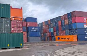 ভয়াবহ মন্দার ঝুঁকিতে বিশ্ব অর্থনীতি