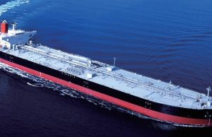 বিপুল জ্বালানি তেল নিয়ে দেশে আসছে ৪ ট্যাংকার